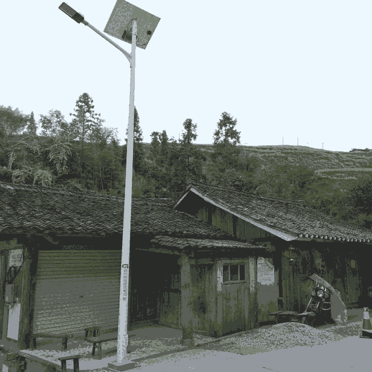 現(xiàn)貨4-8米太陽能路燈促銷6米太陽能路燈 生產廠家 歡迎咨詢